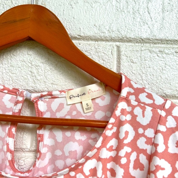 New Without Tag* Shorts Romper by Perfect Peach - Picture 4 of 5